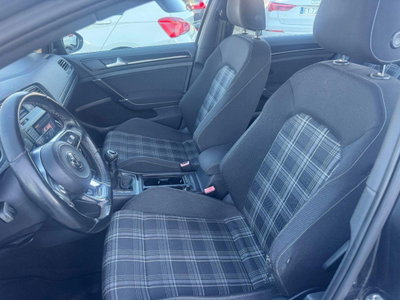Volkswagen Golf GTD 2.0 TDI 5p. BlueMotion Technology (12)