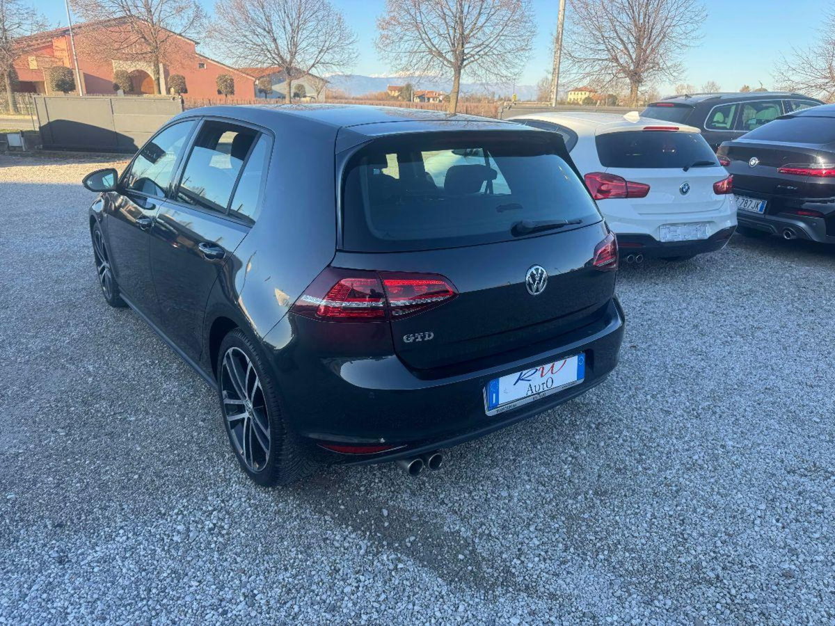 Volkswagen Golf GTD 2.0 TDI 5p. BlueMotion Technology (6)