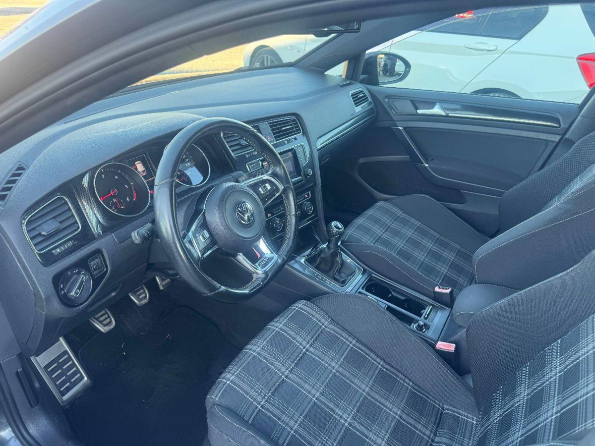 Volkswagen Golf GTD 2.0 TDI 5p. BlueMotion Technology (8)