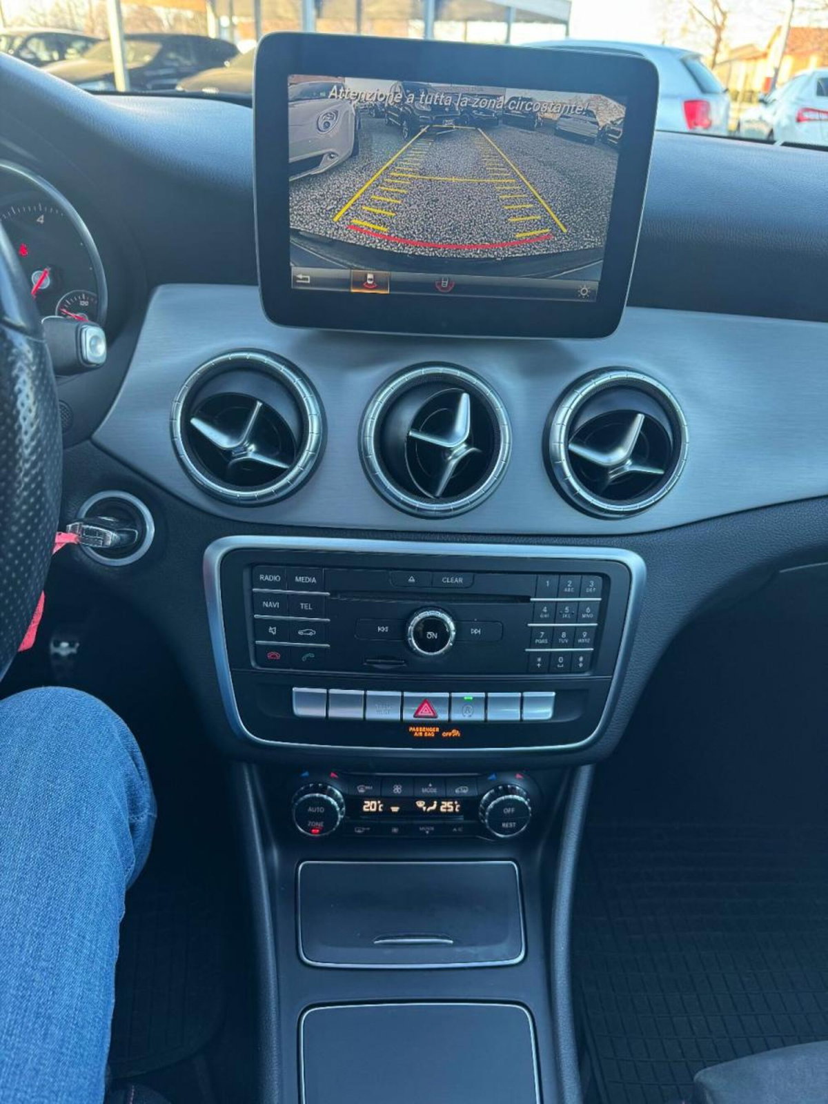 Mercedes-Benz CLA Shooting Brake 200 d Automatic Premium (10)