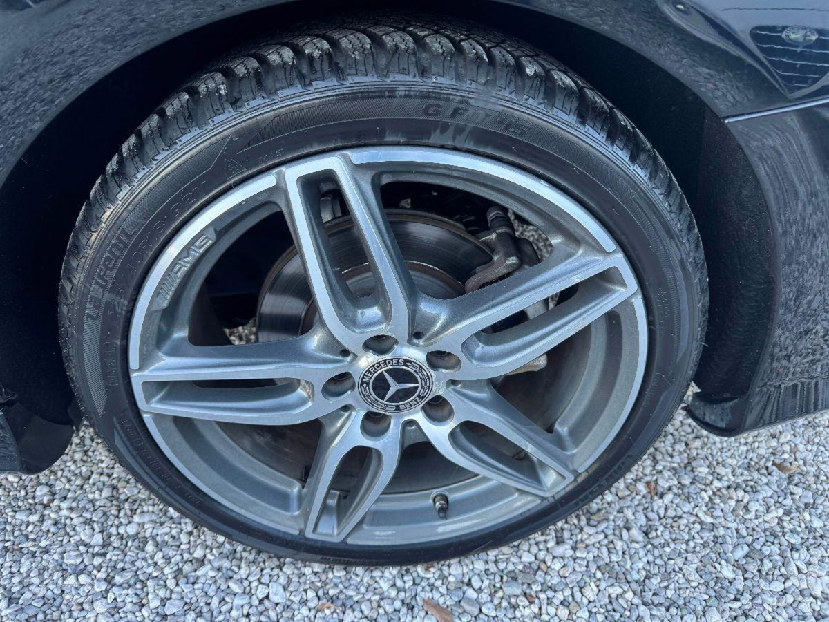Mercedes-Benz CLA Shooting Brake 200 d Automatic Premium (15)