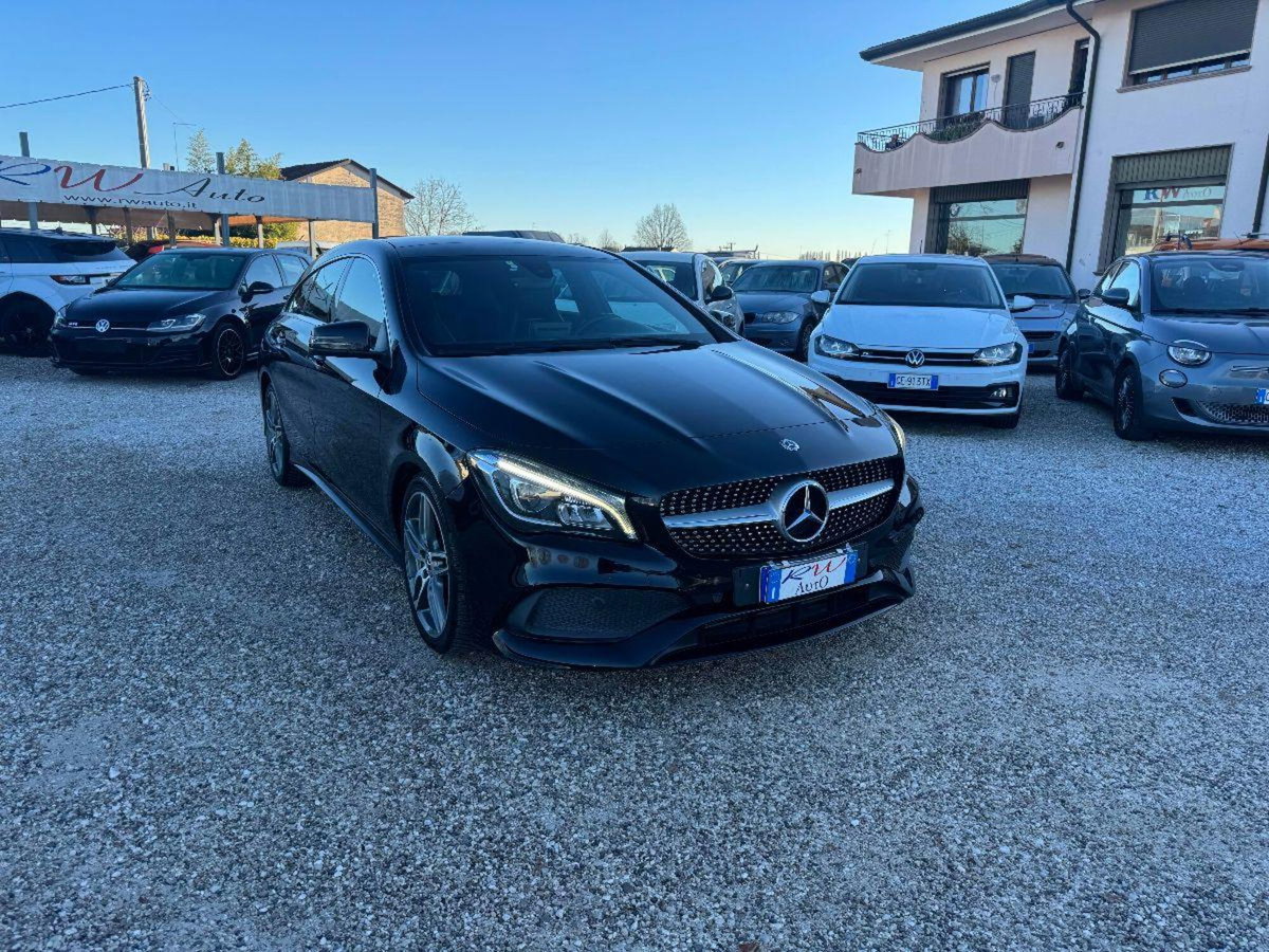 Mercedes-Benz CLA Shooting Brake 200 d Automatic Premium (2)
