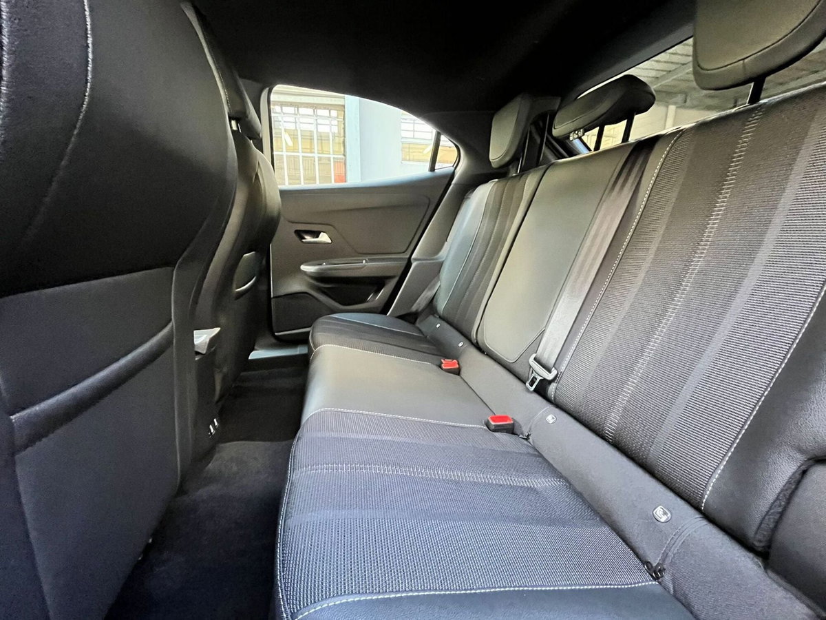 Opel Mokka 1.2 Edition s&s 136cv (10)
