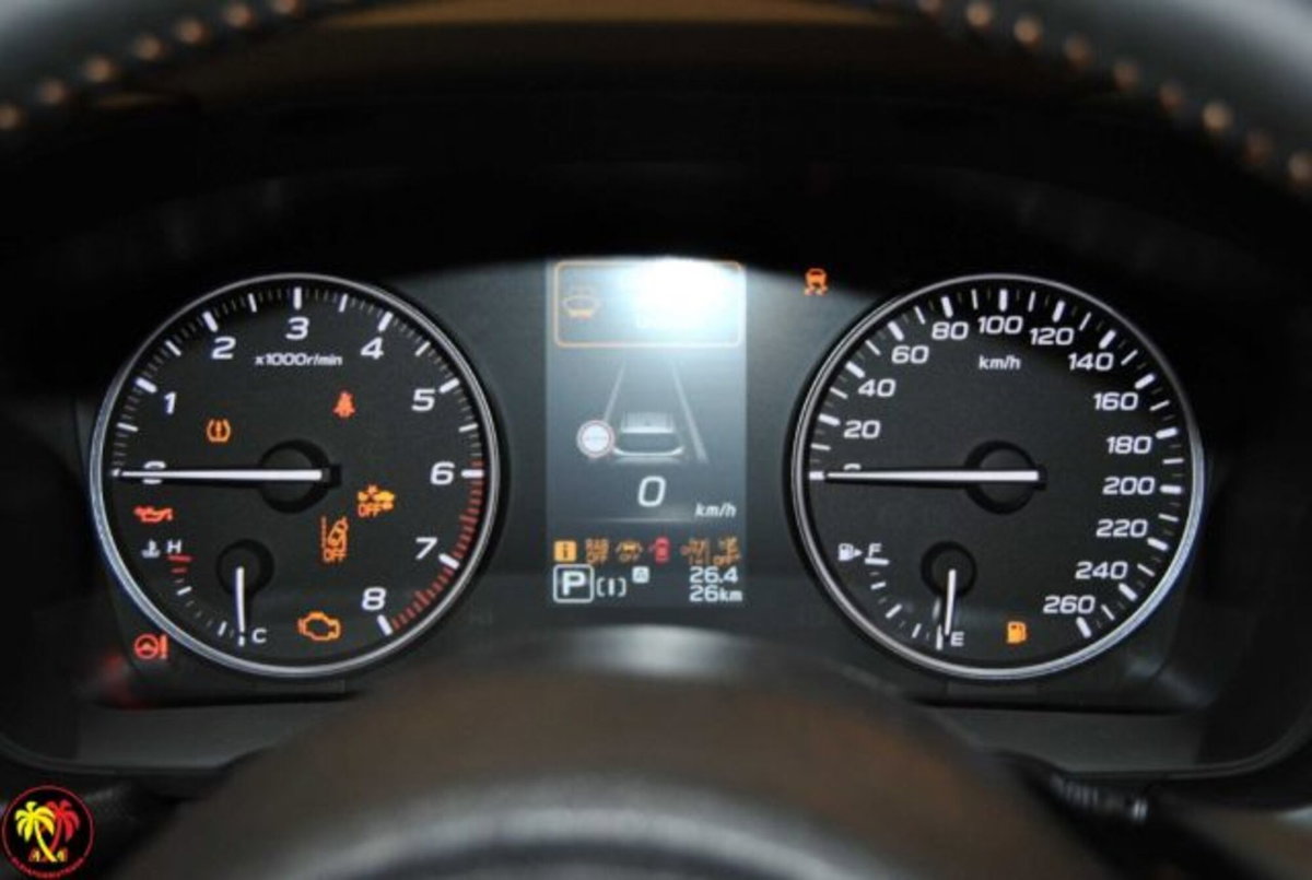 Subaru Forester 2.0i e-boxer Premium lineartronic (14)