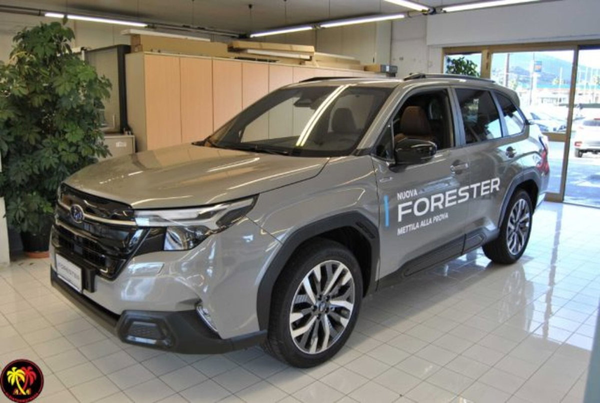 Subaru Forester 2.0i e-boxer Premium lineartronic (2)