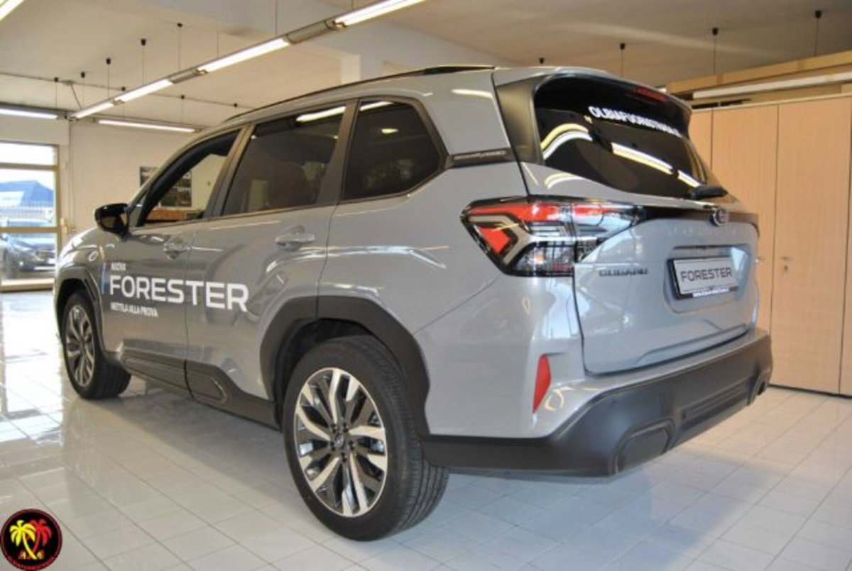 Subaru Forester 2.0i e-boxer Premium lineartronic (5)