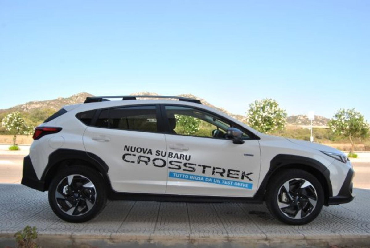 Subaru Crosstrek 2.0i e-boxer Style Xtra (12)
