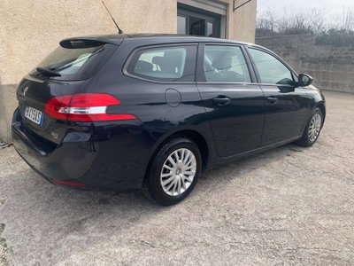 Peugeot 308 BlueHDi 100 S&S Business (4)