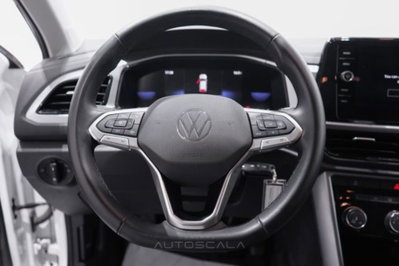 Volkswagen T-Roc 1.5 tsi Life dsg (12)