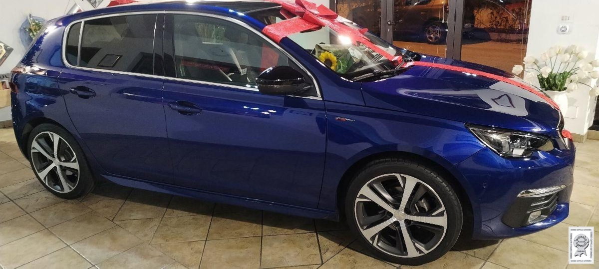 Peugeot 308 1.2 puretech t Allure s&s 130cv (4)