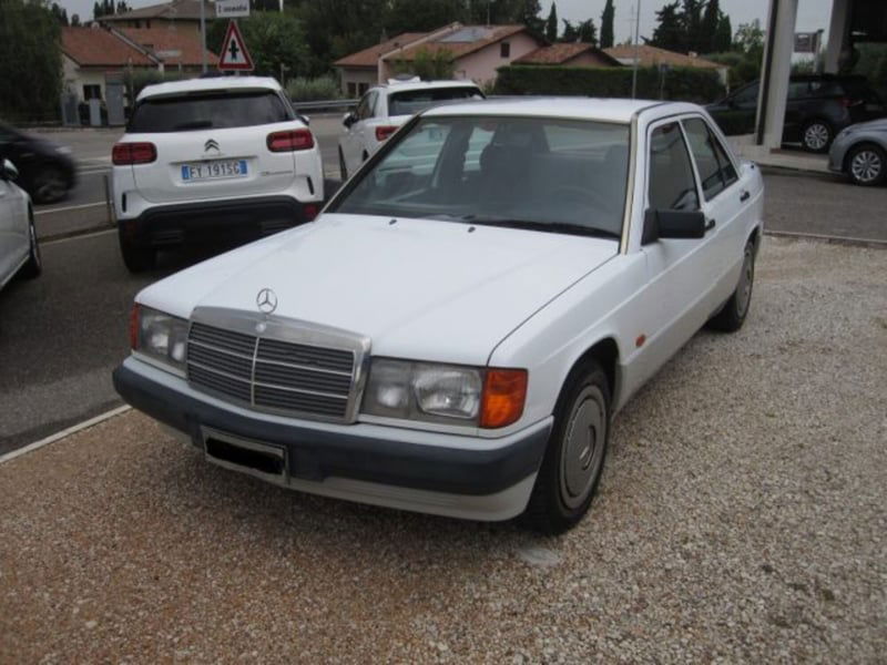 Mercedes-Benz 190 2.0 E cat
