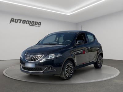 Lancia Ypsilon 1.0 FireFly 5 porte S&S Hybrid Ecochic A. Ferretti usata
