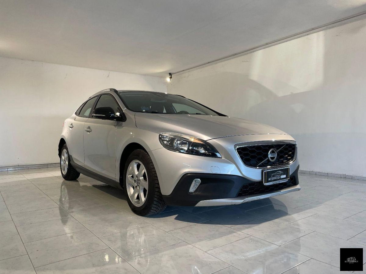 Volvo V40 Cross Country D2 1.6 Summum