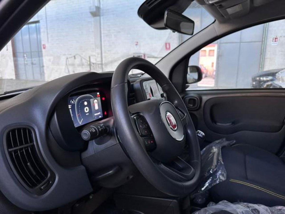 Fiat Panda 1.0 firefly hybrid s&s 70cv 5p.ti (8)