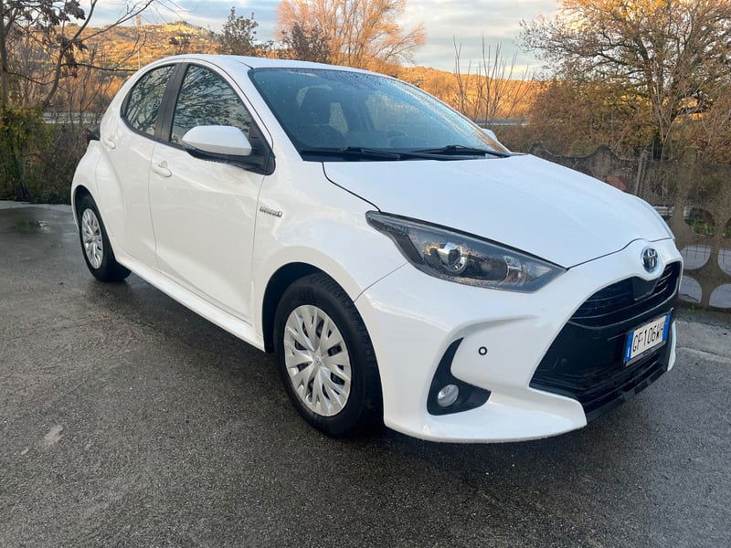 Toyota Yaris 1.5 Hybrid 5 porte Lounge Blue