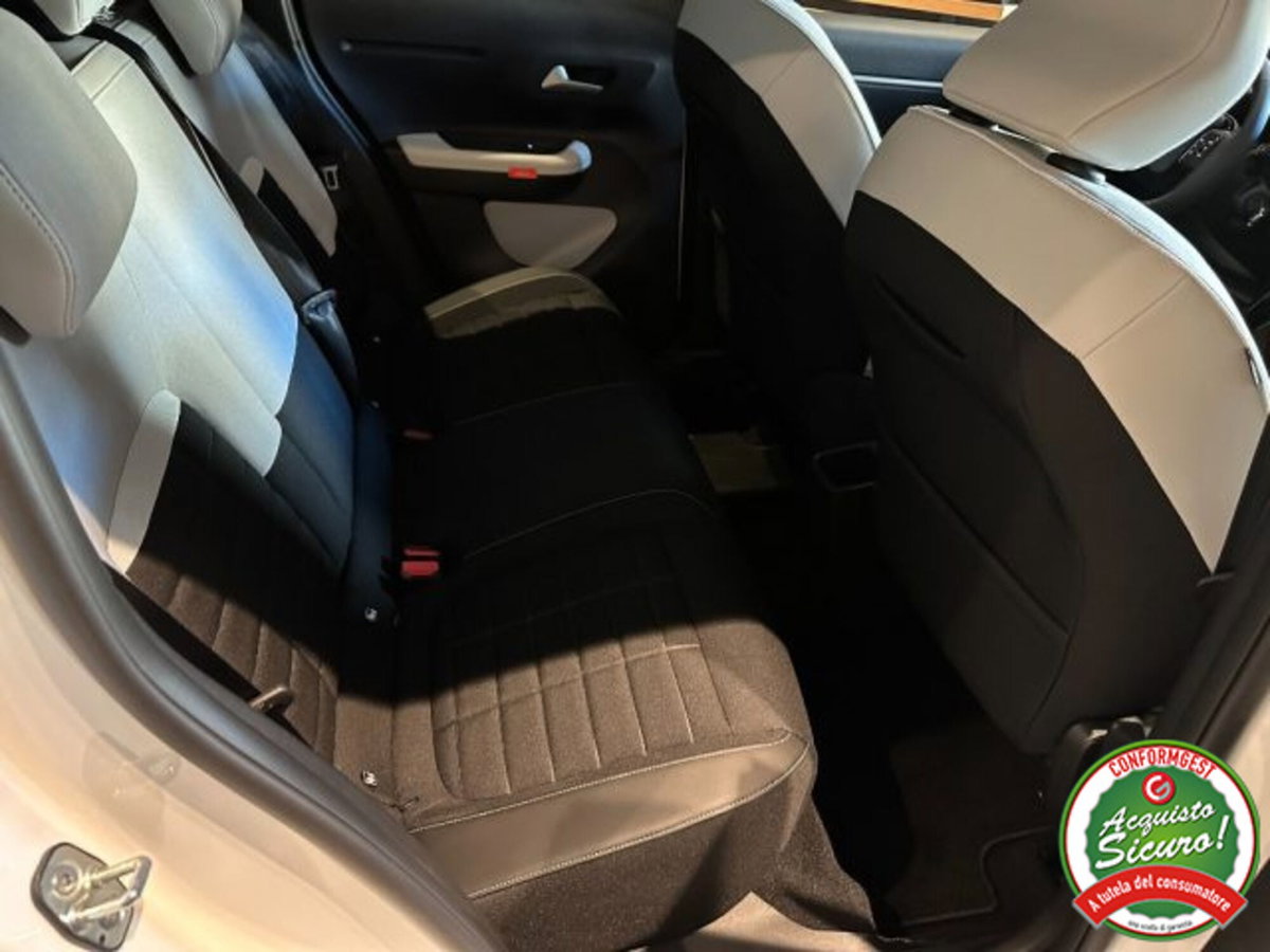 Citroen C3 1.2 puretech turbo Max 100cv s&s (18)