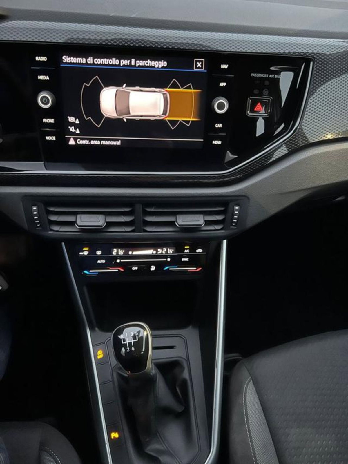 Volkswagen Polo 1.0 tsi Style 95cv (13)