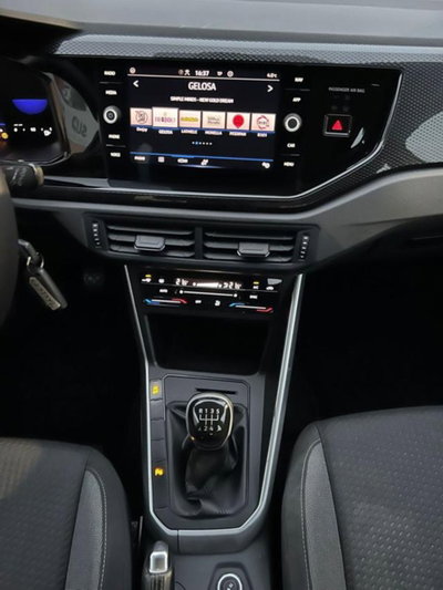 Volkswagen Polo 1.0 tsi Style 95cv (14)
