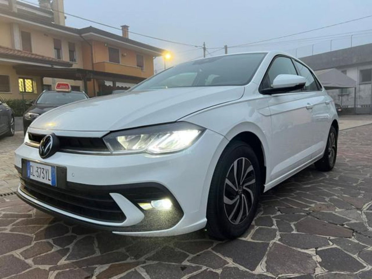 Volkswagen Polo 1.0 tsi Style 95cv (7)