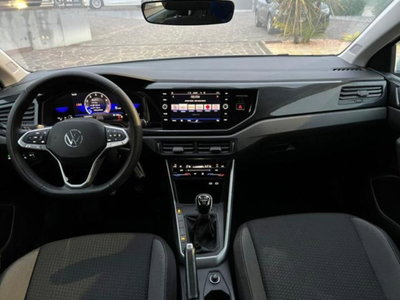 Volkswagen Polo 1.0 tsi Style 95cv (9)