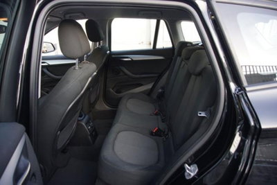 BMW X1 sDrive18d Business Advantage (11)