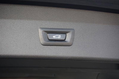 BMW X1 sDrive18d Business Advantage (13)