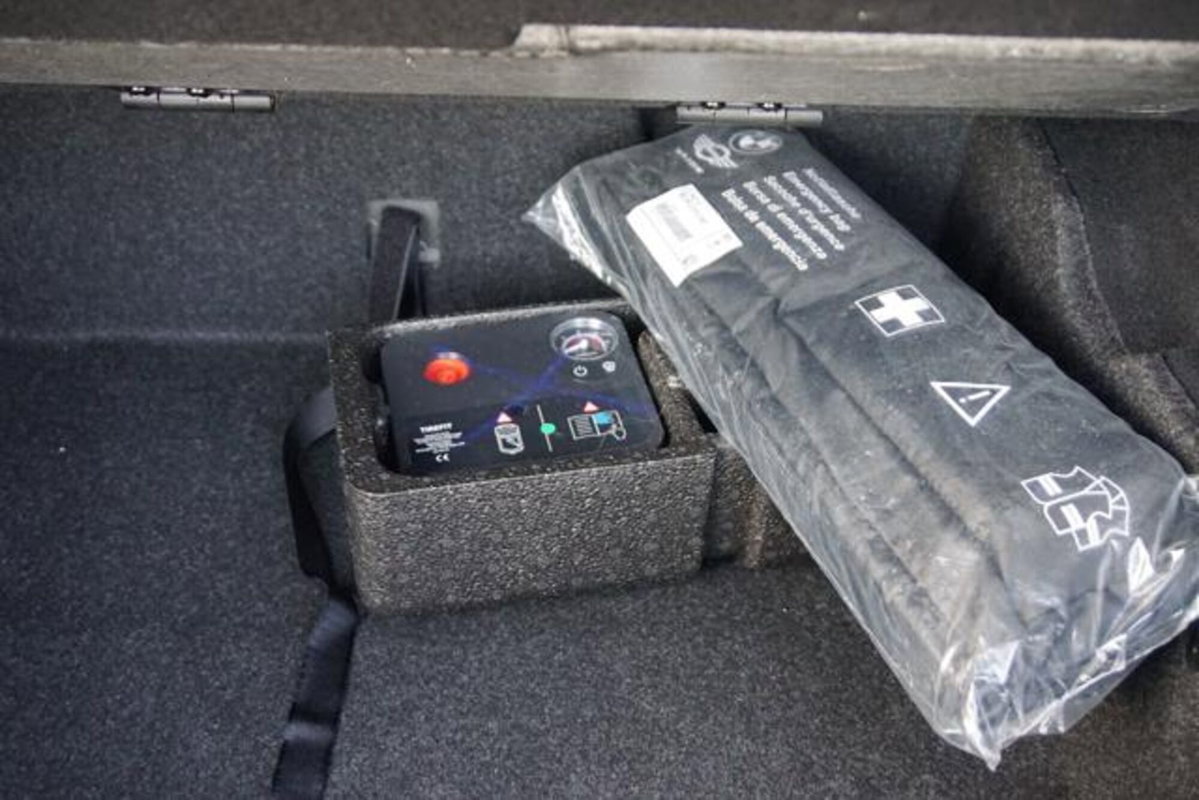 BMW X1 sDrive18d Business Advantage (14)