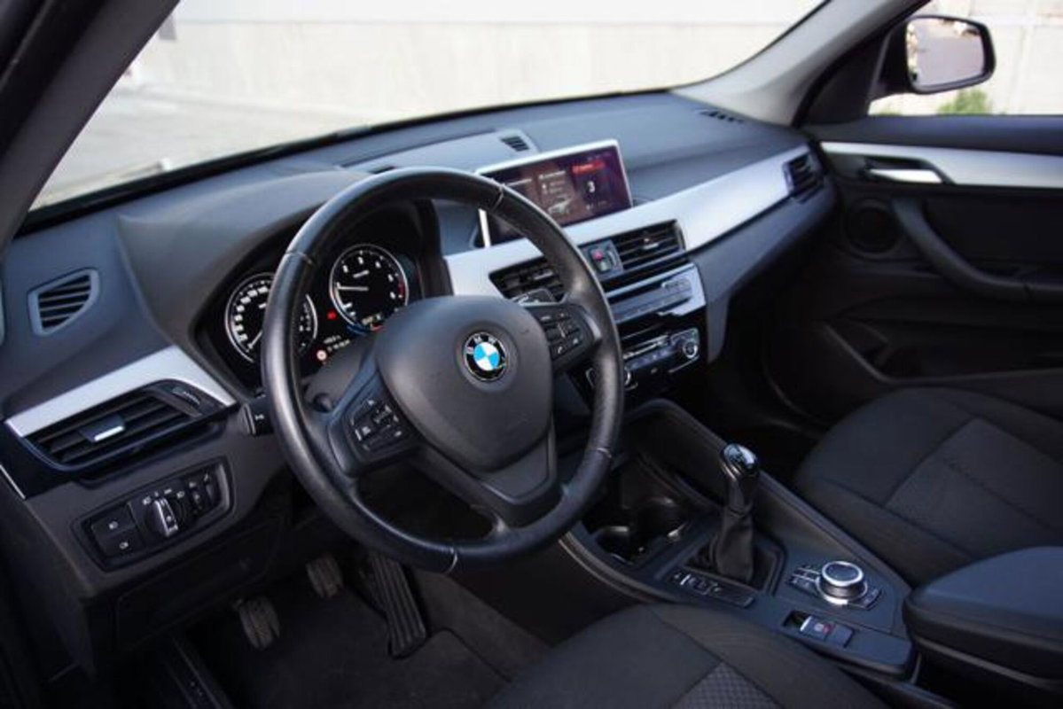BMW X1 sDrive18d Business Advantage (6)