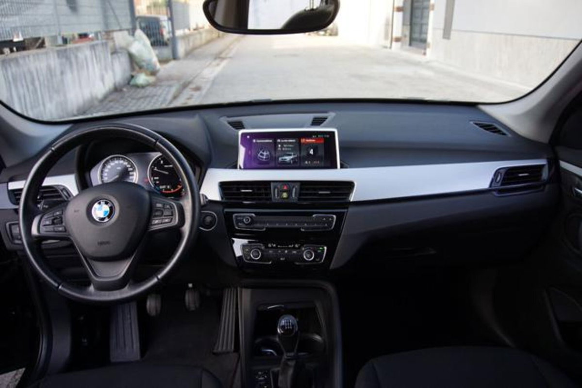 BMW X1 sDrive18d Business Advantage (8)