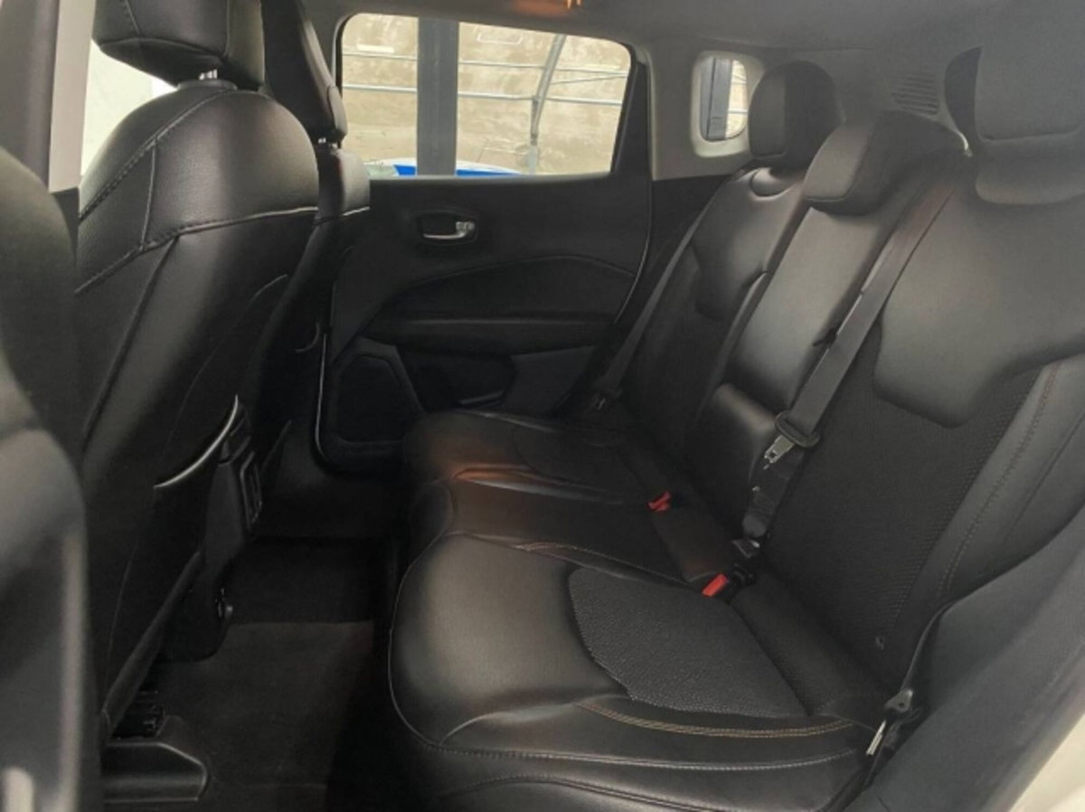 Jeep Compass 2.0 Multijet II 4WD Limited (17)