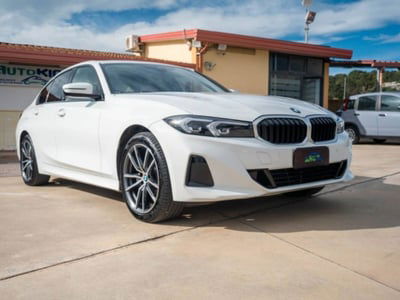 BMW Serie 3 320d mhev 48V xdrive auto usata