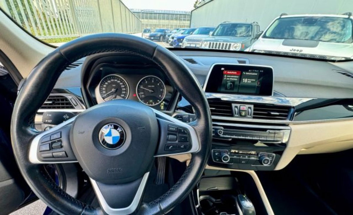 BMW X1 sDrive18d xLine Plus (12)