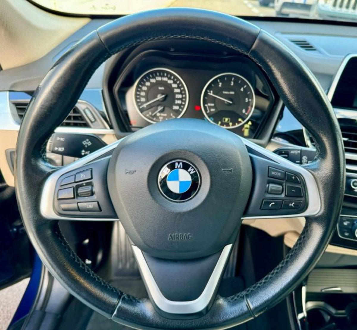 BMW X1 sDrive18d xLine Plus (13)