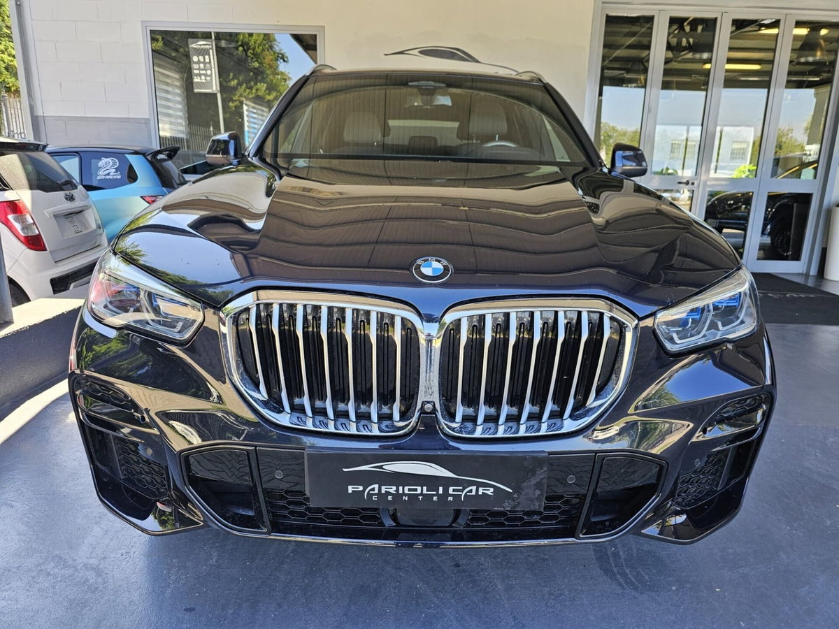 BMW X5 xDrive30d 48V Msport (2)