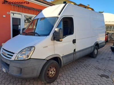 Iveco Daily Furgone 35.12 2.5 TDI Combi 9 p.ti usato