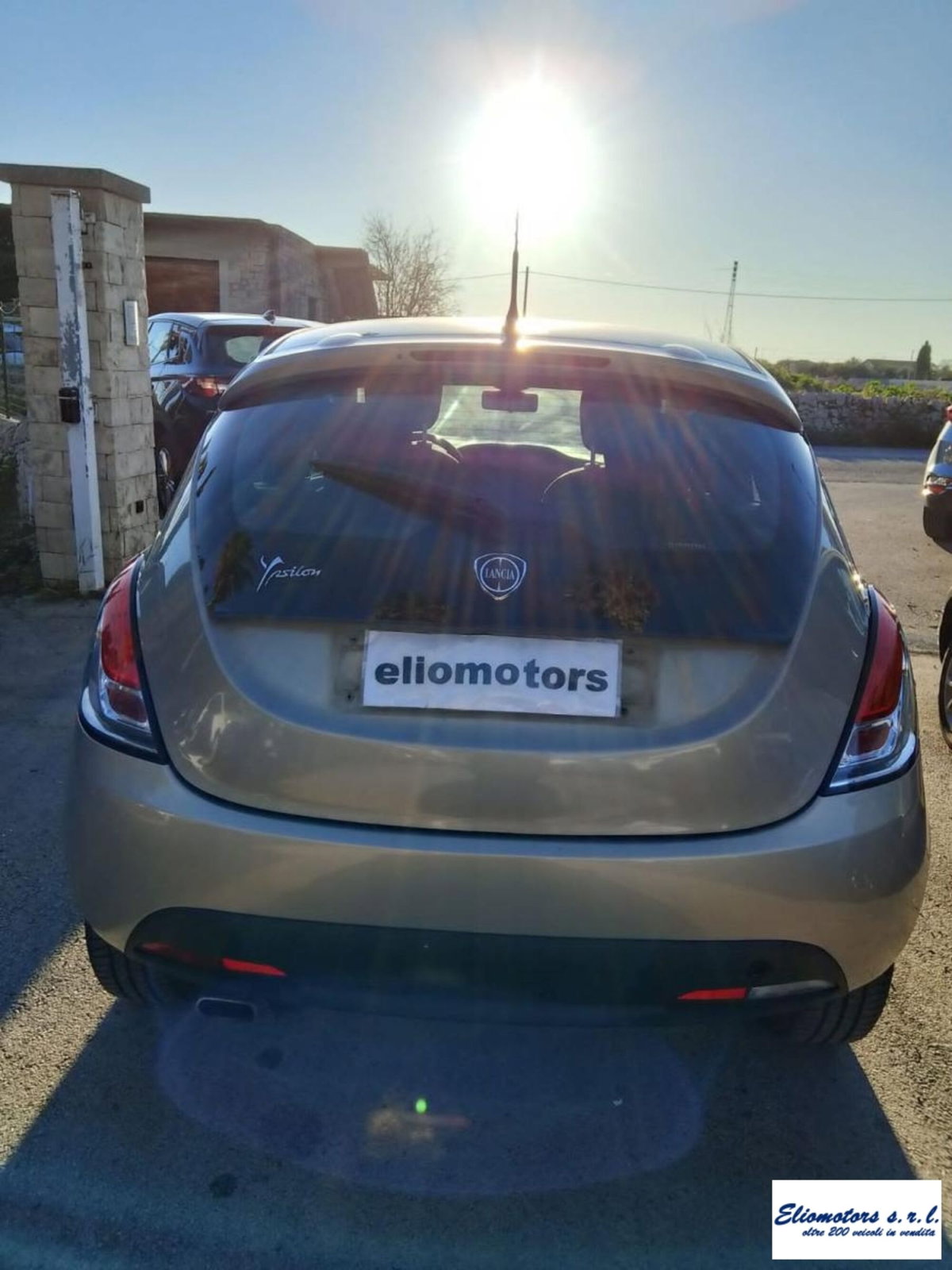 Lancia Ypsilon 1.2 69 CV 5 porte GPL Ecochic Platinum (2)