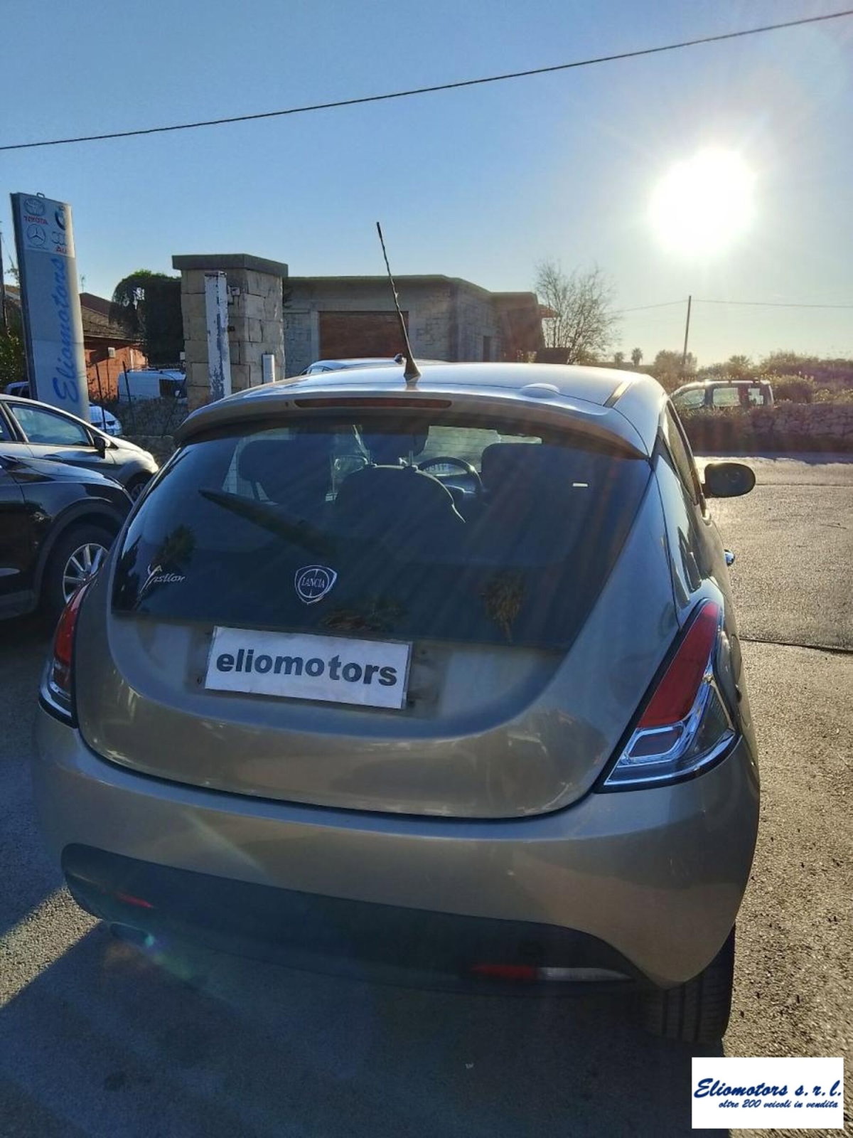 Lancia Ypsilon 1.2 69 CV 5 porte GPL Ecochic Platinum (5)