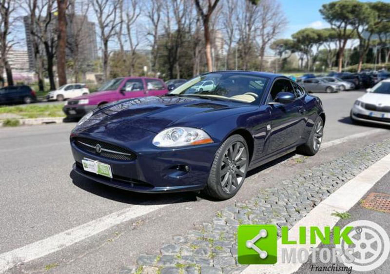 Jaguar XK 4.2 V8 Coupé 