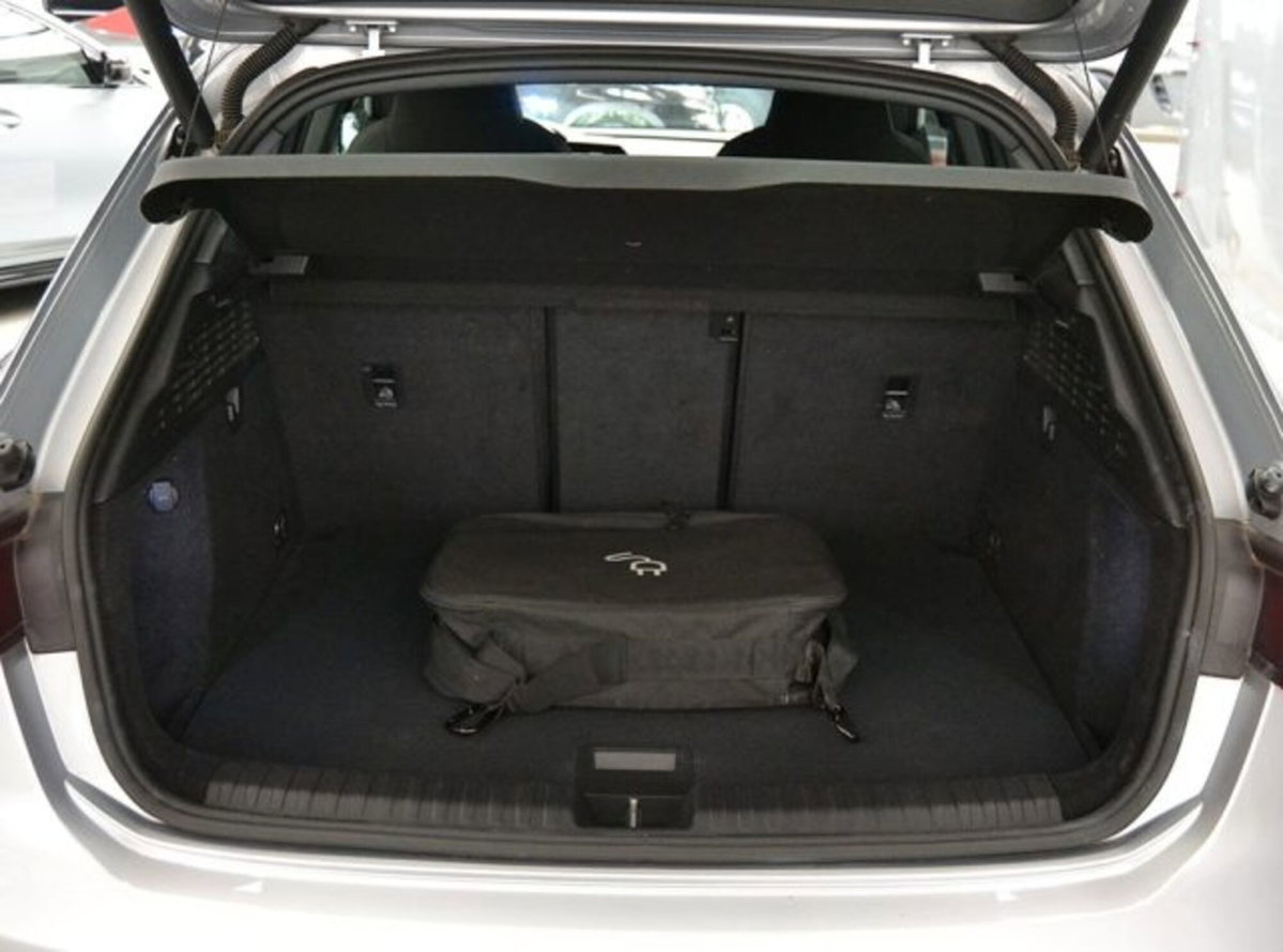 Audi A3 Sportback 40 TFSI e S tronic Business Advanced (15)