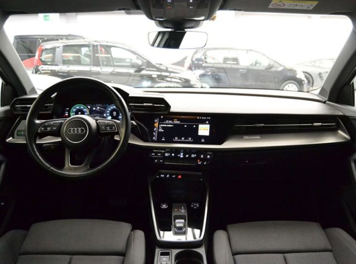 Audi A3 Sportback 40 TFSI e S tronic Business Advanced (5)