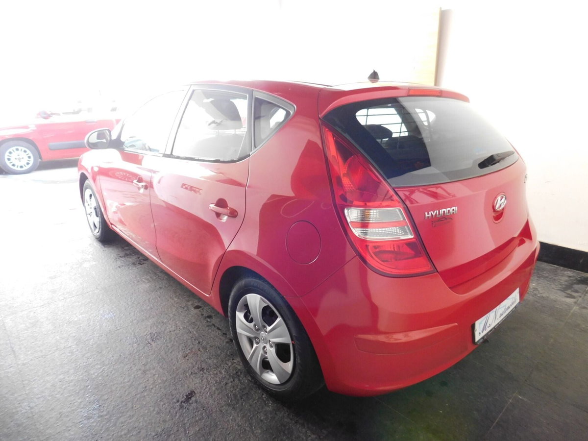Hyundai i30 1.4 16V 109CV 5p. Active (4)