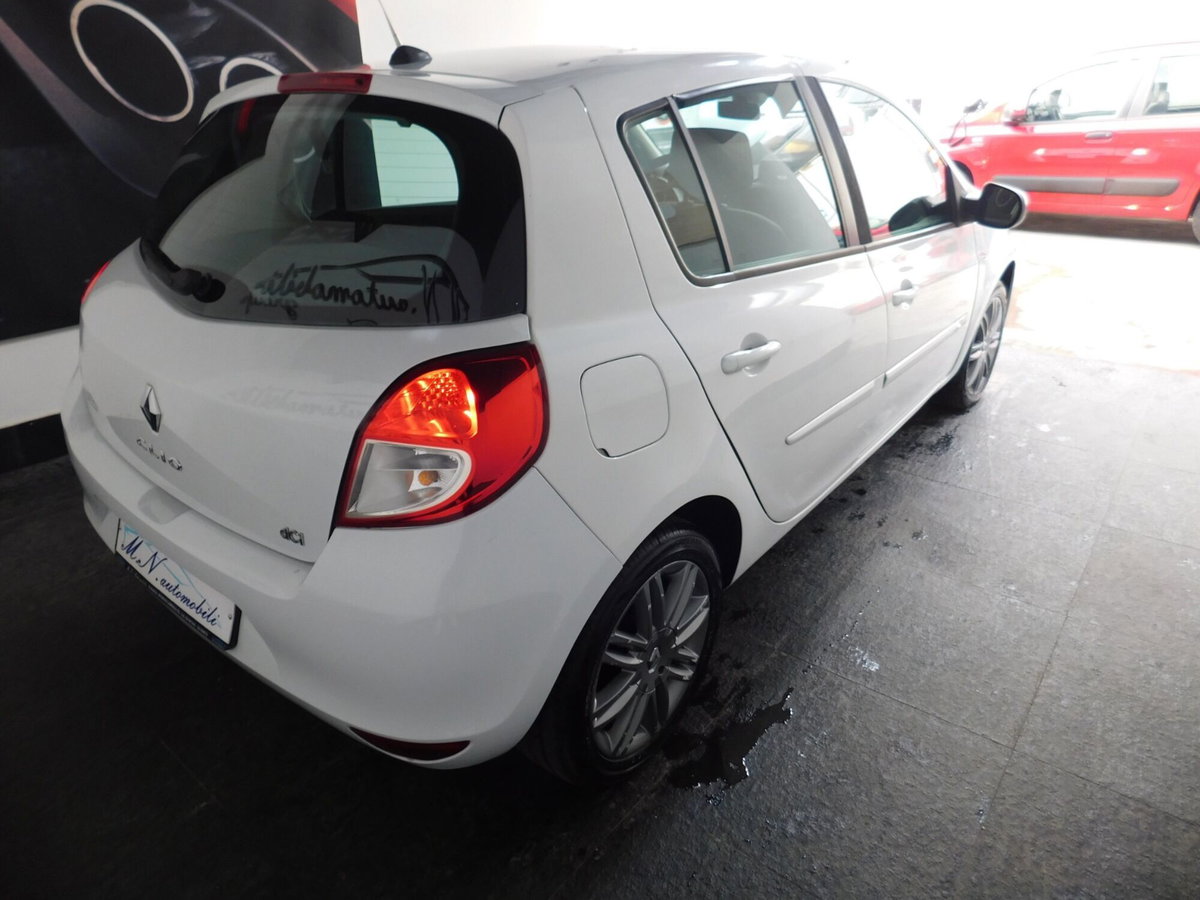Renault Clio 1.5 dCi 75CV 5 porte Dynamique (5)