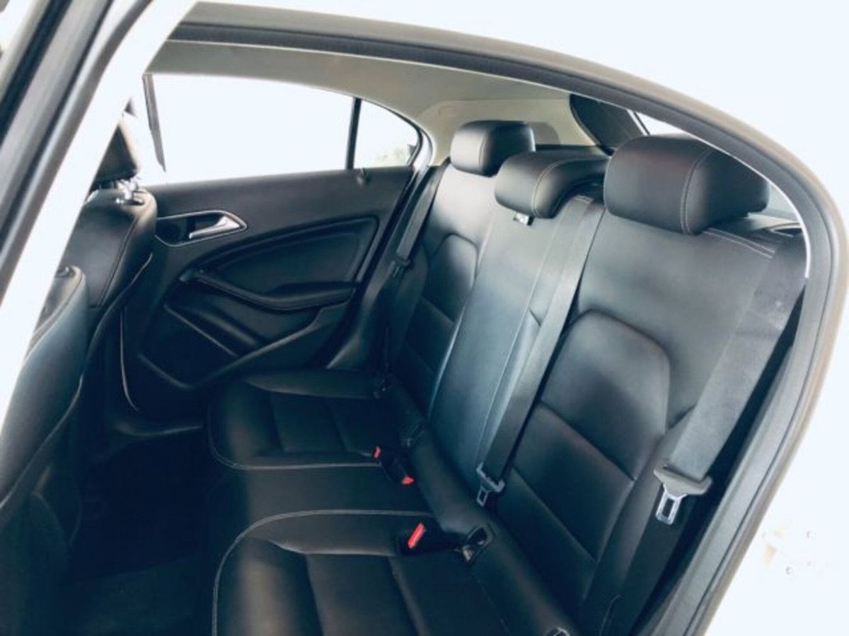 Mercedes-Benz Classe A 180 CDI Automatic Executive (4)