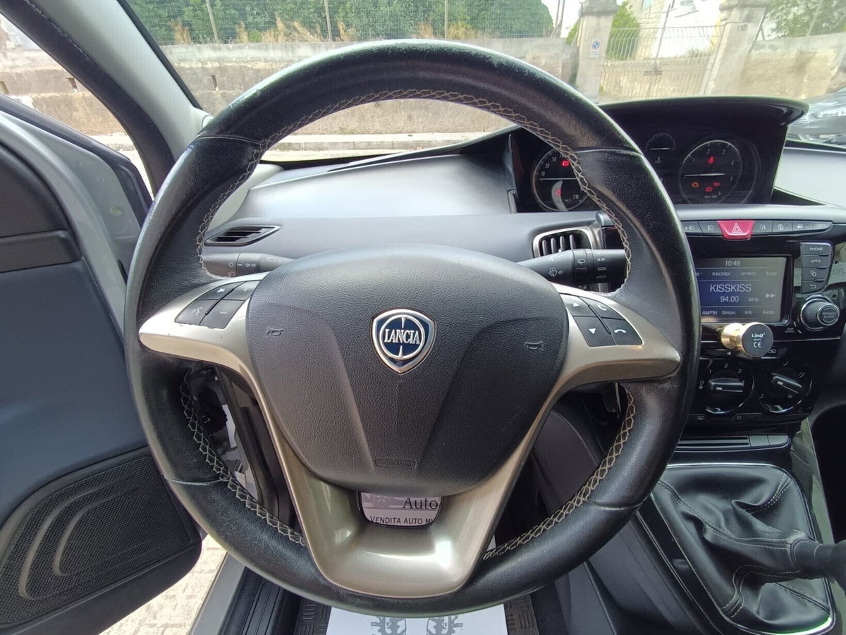 Lancia Ypsilon 1.3 MJT 16V 95 CV 5 porte S&S Mya (12)