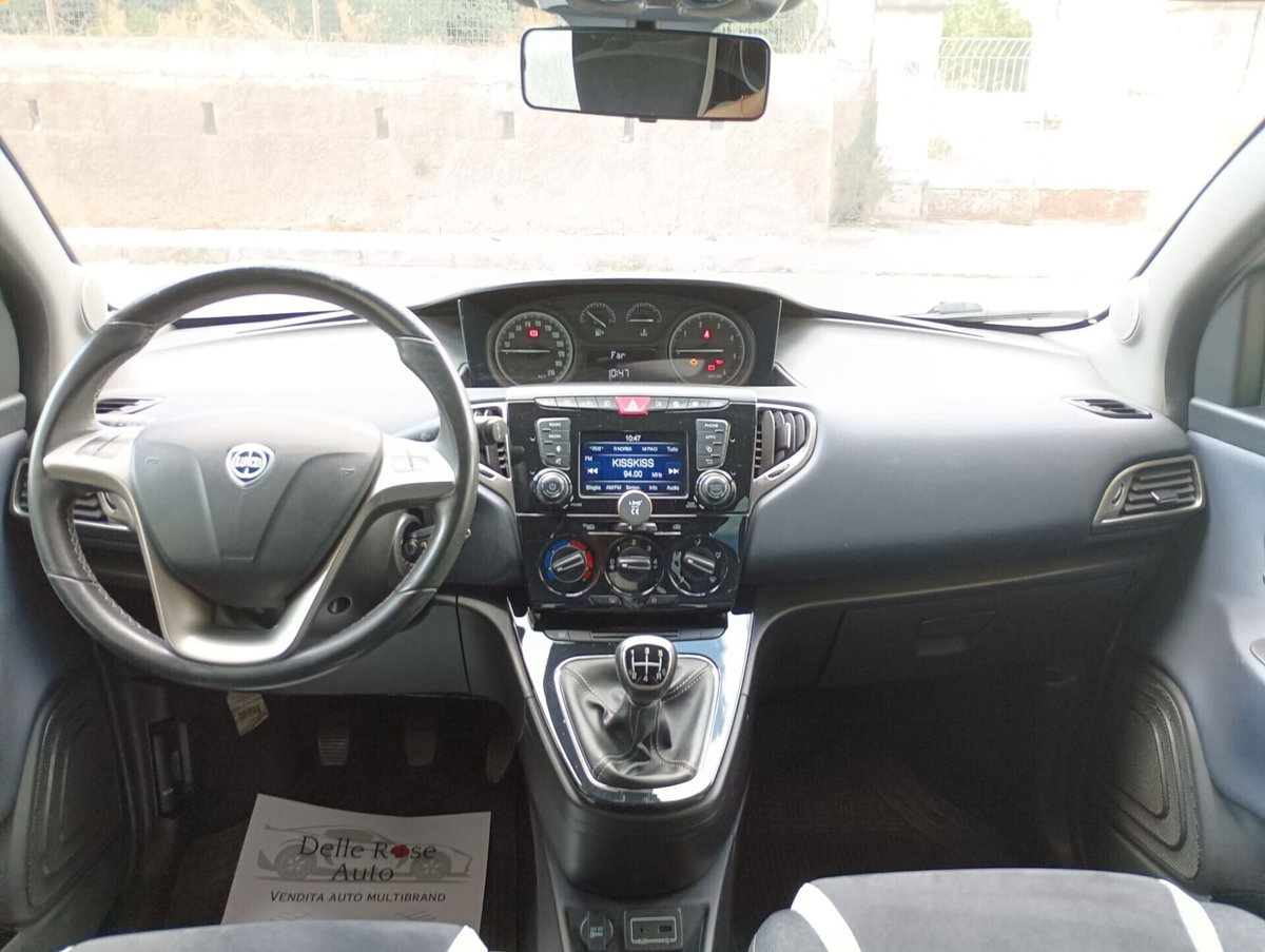 Lancia Ypsilon 1.3 MJT 16V 95 CV 5 porte S&S Mya (8)