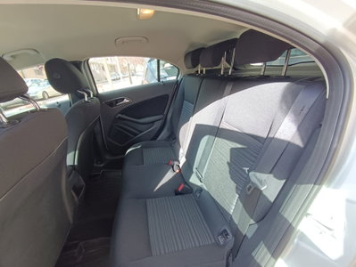Mercedes-Benz Classe A 180 CDI Executive (14)