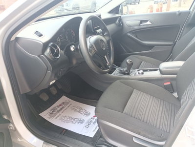 Mercedes-Benz Classe A 180 CDI Executive (8)