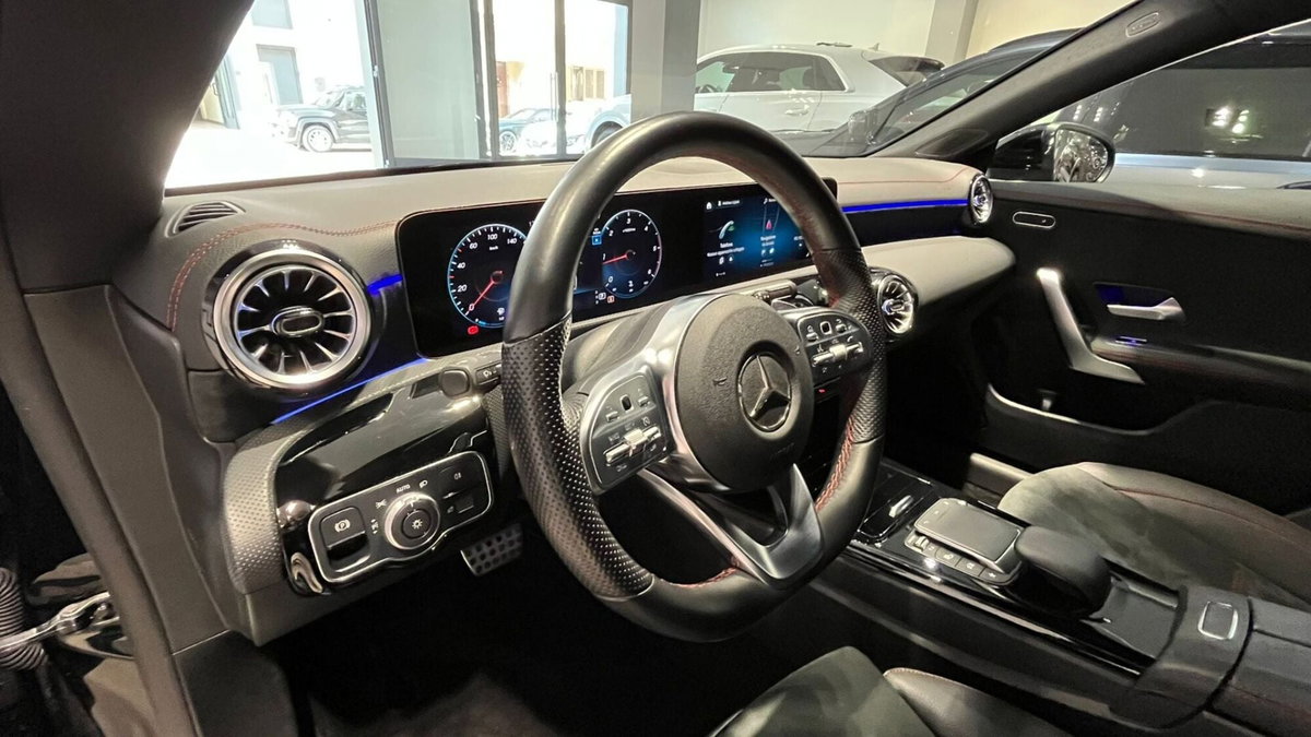 Mercedes-Benz CLA Shooting Brake 200 d Automatic Shooting Brake Premium (13)