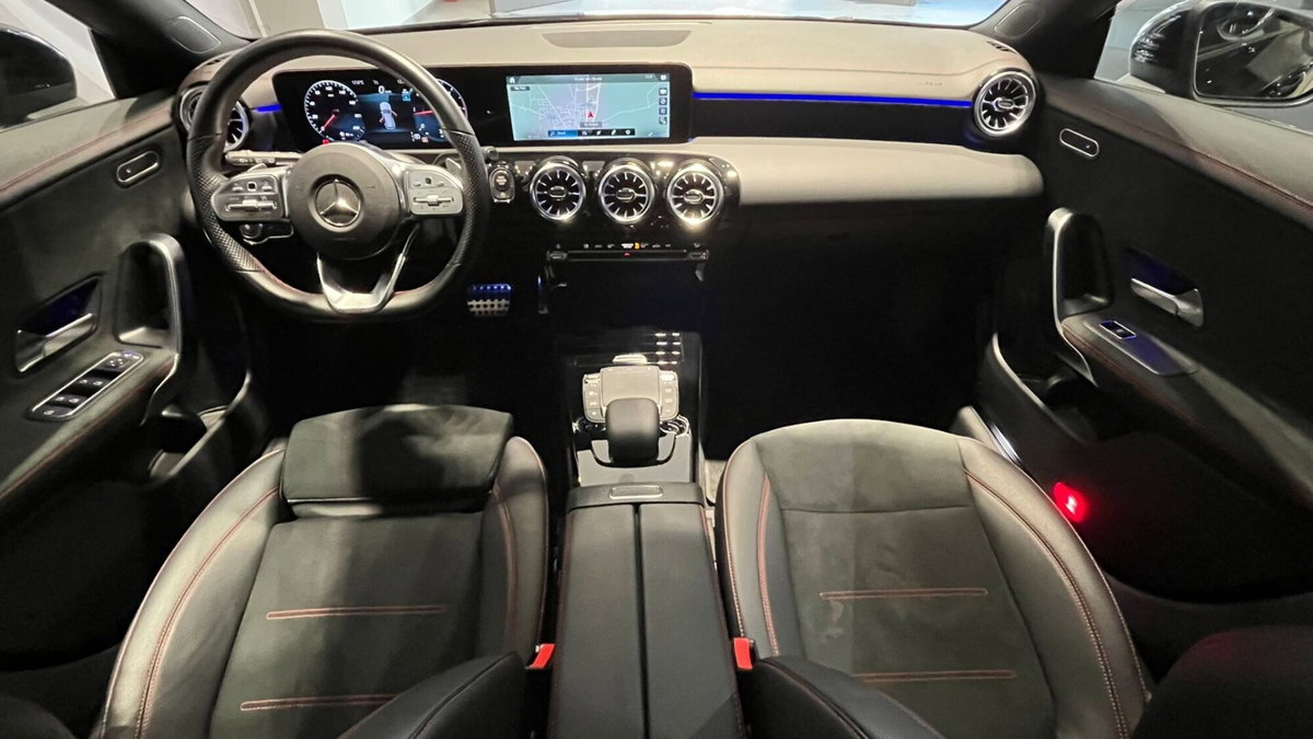 Mercedes-Benz CLA Shooting Brake 200 d Automatic Shooting Brake Premium (15)