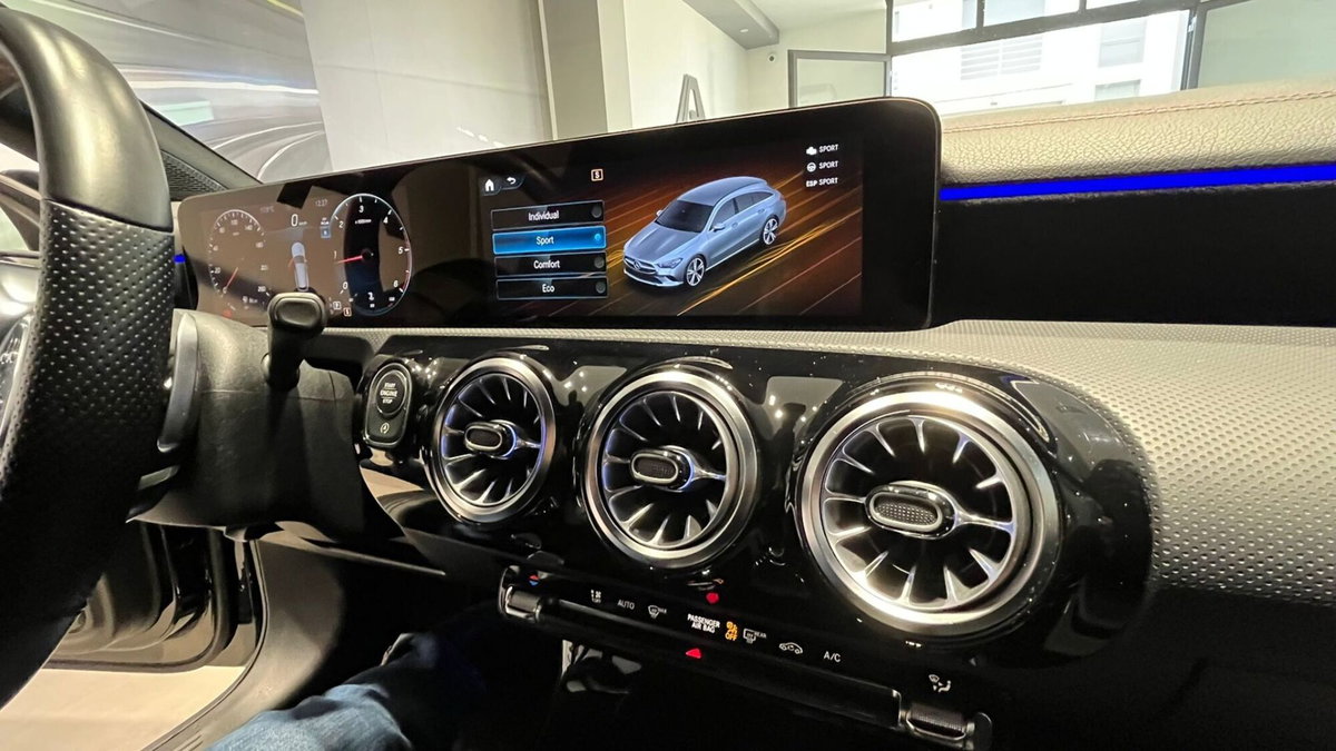 Mercedes-Benz CLA Shooting Brake 200 d Automatic Shooting Brake Premium (18)